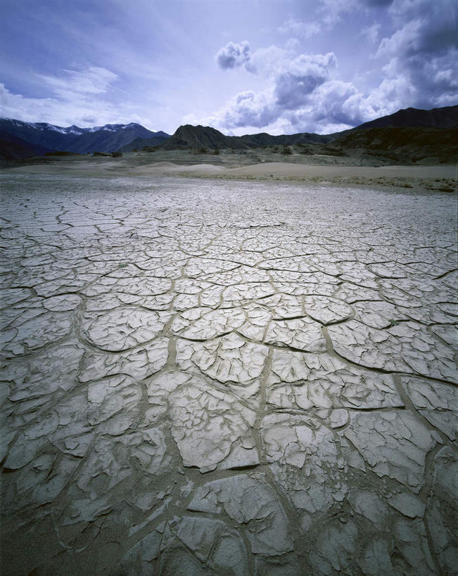无人,竖图,室外,白天,正面,旅游,度假,美景,沙漠,山,山脉,中国,亚洲,阴影,光线,影子,景观,山峰,云,云朵,山峦,云彩,娱乐,西藏,蓝色,白云,蓝天,天空,阳光,自然,群山,天,享受,休闲,景色,放松,晴朗,戈壁,自然风光,藏,东亚,西藏自治区,戈壁滩,日喀则,日喀则市,喜马拉雅山脉,中华人民共和国,喜马拉雅山,西南地区,喜马拉雅,大漠,砂漠,晴空,彩图,戈壁沙漠,瀚海沙漠
