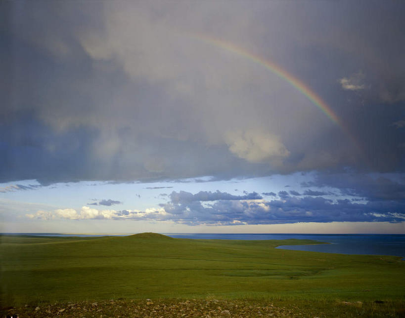 无人,横图,室外,白天,仰视,旅游,度假,彩虹,草地,草原,美景,植物,中国,亚洲,阴影,曲折,弯曲,光线,影子,地平线,景观,旷野,云,云朵,辽阔,地面,云彩,娱乐,草,蓝色,绿色,白云,蓝天,天空,阳光,自然,天,享受,休闲,广阔,景色,放松,蒙,蜿蜒,晴朗,一望无际,自然风光,原野,延伸,东亚,内蒙古,中华人民共和国,天地相交,华北地区,内蒙古自治区,呼伦贝尔,呼伦贝尔市,无边无际,一马平川,虹,虹桥,七彩虹,晴空,天虹,彩图,低角度拍摄,达赉湖,呼伦池,呼伦湖,扎来诺尔