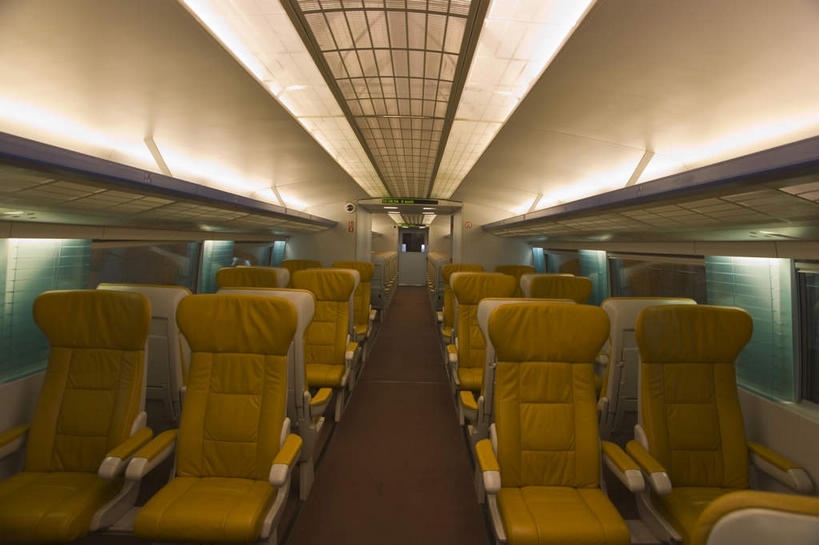 无人,横图,室内,白天,正面,一排,许多,阴影,整齐,光线,影子,灯光,地面,很多,座椅,车,排列,交通工具,队列,载具,磁悬浮,磁悬浮列车,彩图,磁悬浮技术,上海磁悬浮列车