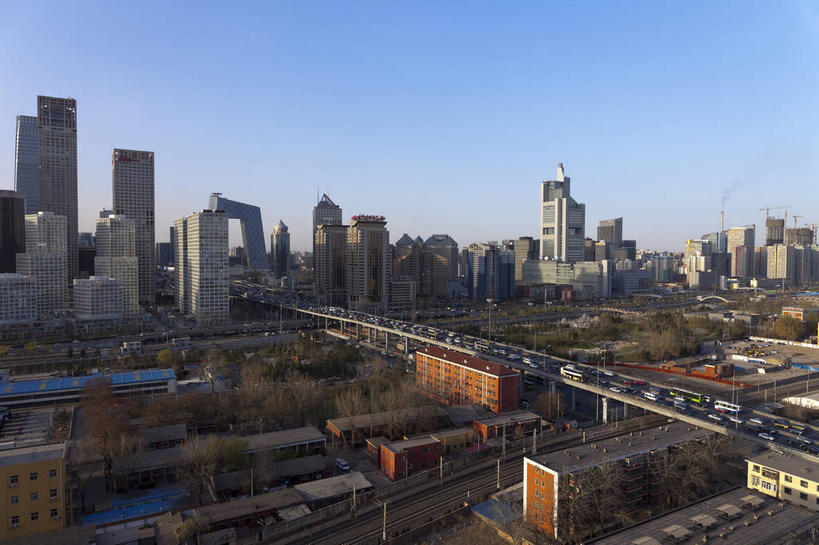 无人,家,高楼大厦,横图,俯视,航拍,室外,白天,度假,美景,树林,植物,窗户,城市风光,标志建筑,城市,大桥,大厦,道路,地标,建筑,路,摩天大楼,桥梁,公路,北京,中国,亚洲,许多,阴影,光线,影子,房屋,墙,屋子,景观,云,云朵,高架,建筑群,桥,交通,首都,很多,云彩,娱乐,建设,楼房,玻璃窗,墙壁,墙面,住宅,树,树木,蓝色,绿色,白云,蓝天,天空,阳光,自然,天,享受,休闲,景色,放松,生长,晴朗,成长,鸟瞰,高架桥,东亚,高架道路,跨线桥,中华人民共和国,北京市,京,北平,华北地区,晴空,马路,彩图,高角度拍摄,房子,大楼,高层建筑,高楼,摩天楼,北京CBD,北京商务中心区,中国北京大北窑,大裤衩,智窗,中央电视台总部大楼,东三环,北京建外SOHO,建外SOHO