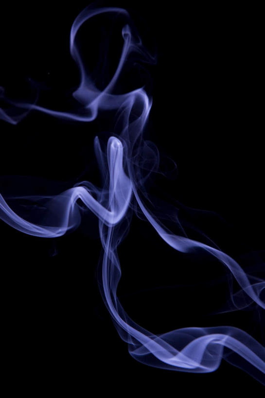 无人,竖图,室内,特写,白天,正面,静物,黑色背景,烟雾,蓝色,飘,摄影,影棚,彩图,影棚拍摄,拍摄