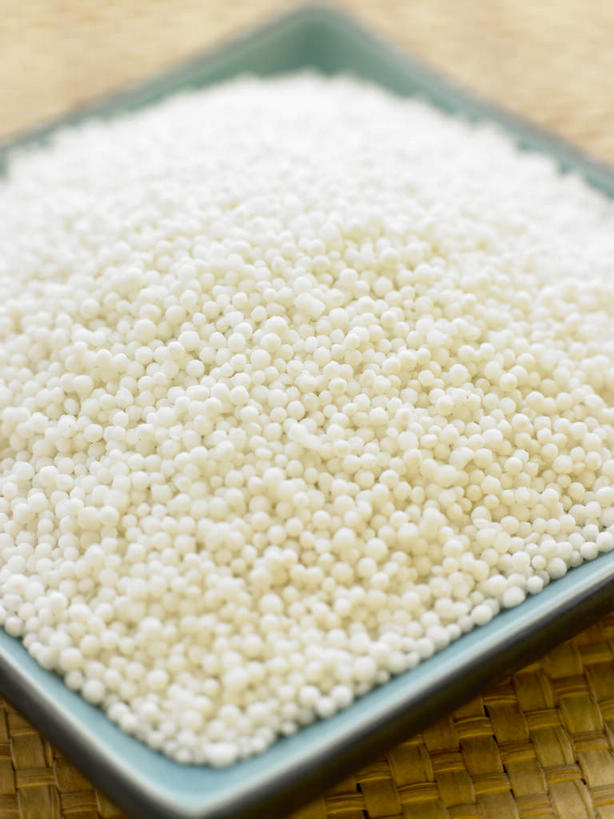 点心,无人,竖图,俯视,室内,特写,白天,农作物,桌面,桌子,一堆,许多,阴影,堆叠,堆积,朦胧,模糊,反射,木制,影子,陶瓷,食品,布丁,甜点,甜品,陶瓷制品,很多,食物,一个,木制品,容器,碗,果冻,甜食,零食,单个,储藏,堆,木薯,储存,啫喱,树薯,木番薯,树番薯,彩图,高角度拍摄,贮存