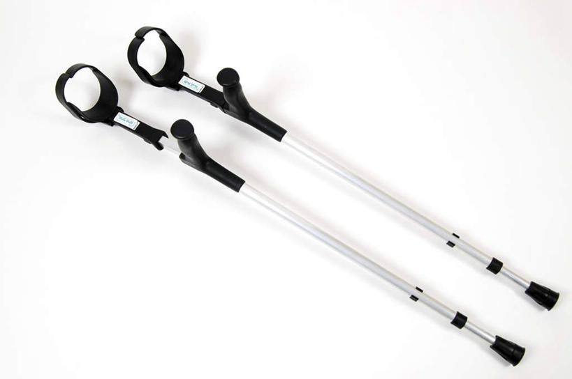 无人,横图,俯视,室内,特写,白天,白色背景,静物,工具,两个,器械,摄影,影棚,拐杖,手杖,医疗器械,辅助设备,彩图,高角度拍摄,影棚拍摄,拍摄