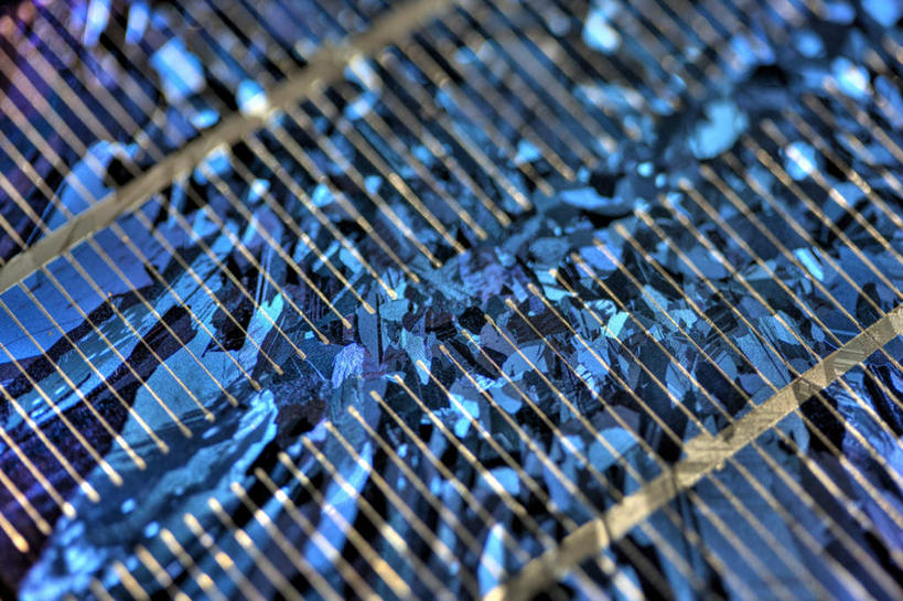 无人,横图,室内,特写,白天,正面,数码,科技,阴影,环保,电力,网络,电能,高光,几何,计算机图形,合成,蓝色,能源,存储,回收,电脑合成图,数码合成图,资源,储存,蓄电池,利用,低碳,循环,写实,具体,具象,干电池,蓄电,持续,太阳能电池,太阳能电池板,彩图,电池