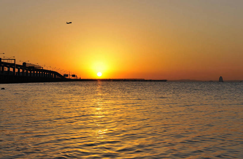 无人,横图,室外,白天,正面,度假,海浪,海洋,美景,日落,太阳,城市风光,城市,道路,飞机,路,公路,东京,日本,亚洲,飞翔,阴影,飞行,光线,影子,景观,浪花,晚霞,霞光,落日,高架,交通,背光,翱翔,娱乐,航空,飞,阳光,海水,黄昏,交通工具,享受,休闲,景色,彩霞,放松,运输,一架,客机,载具,逆光,高架桥,海景,东亚,高架道路,跨线桥,本州,关东地方,本州岛,日本国,东京都,多摩川,夕照,薄暮,大海,风浪,海,海水的波动,近岸浪,涌浪,夕阳,彩图,傍晚,斜阳
