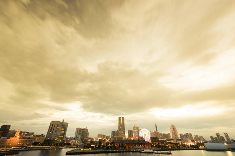 无人,高楼大厦,横图,室外,白天,仰视,度假,海浪,海洋,美景,日落,城市风光,城市,大厦,建筑,轮船,摩天大楼,船,神奈川,日本,亚洲,景观,浪花,晚霞,霞光,落日,建筑群,神奈川县,娱乐,建设,海水,黄昏,交通工具,享受,休闲,景色,彩霞,放松,载具,海景,东亚,本州,关东地方,本州岛,日本国,港未来21区,夕照,薄暮,大海,风浪,海,海水的波动,近岸浪,涌浪,夕阳,彩图,低角度拍摄,傍晚,大楼,高层建筑,高楼,摩天楼,斜阳