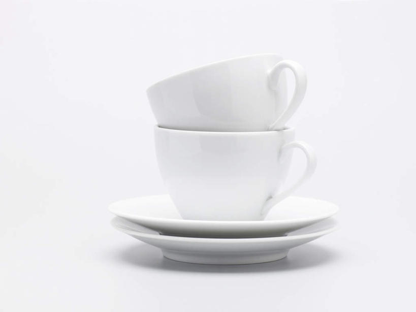 无人,横图,室内,白天,白色背景,正面,桌面,静物,杯子,餐具,瓷器,碟子,盘,咖啡杯,陶瓷制品,叠,白色,盘子,碟,四个,放,摄影,影棚,瓷杯,彩图,影棚拍摄,拍摄