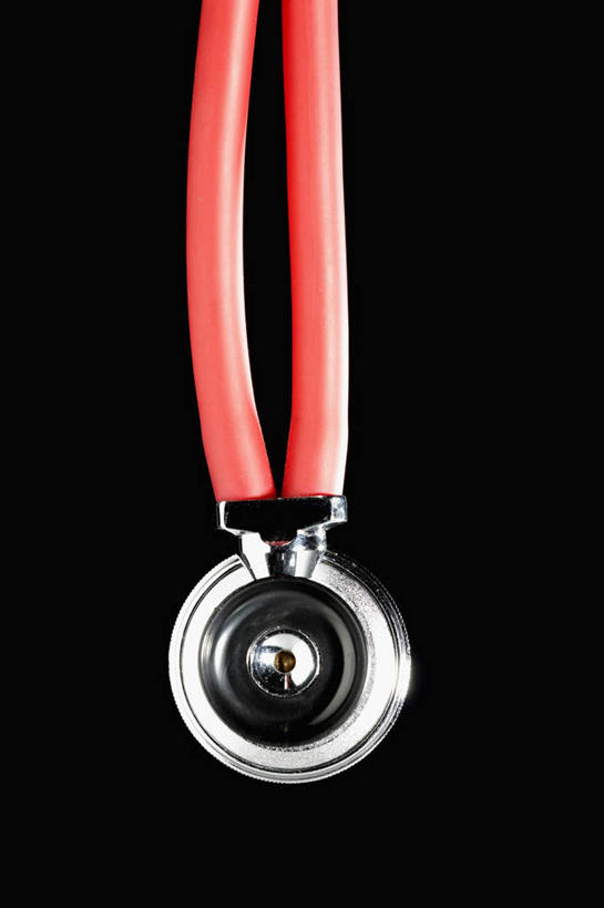 无人,竖图,俯视,室内,特写,白天,静物,阴影,黑色背景,光线,影子,一个,红色,阳光,听诊器,器械,摄影,影棚,单个,医疗设备,彩图,高角度拍摄,影棚拍摄,拍摄