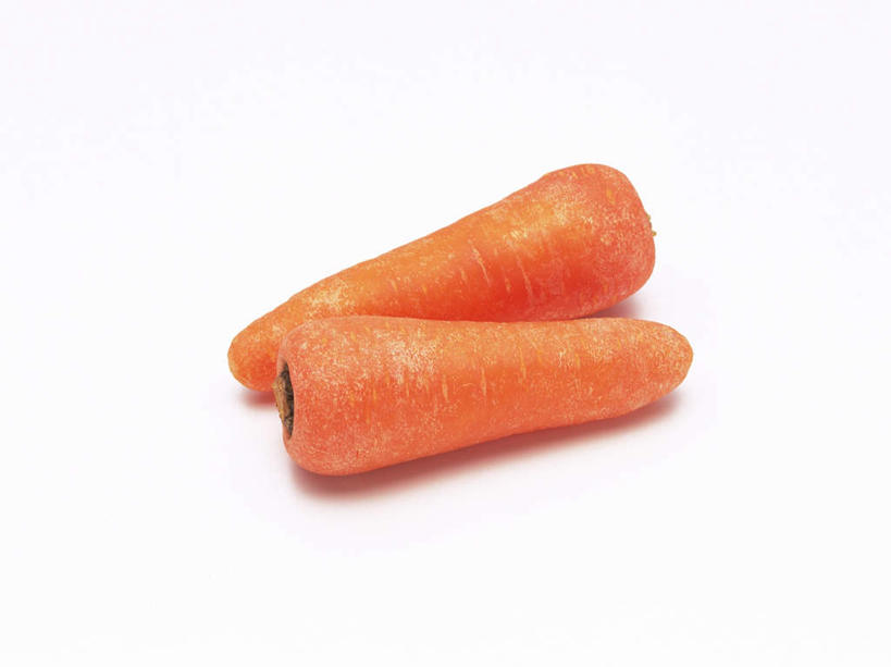 无人,横图,俯视,室内,特写,白天,白色背景,萝卜,胡萝卜,蔬菜,阴影,新鲜,反射,影子,食品,食物,两个,黄色,摄影,有机食品,绿色食品,影棚,红萝卜,甘荀,彩图,高角度拍摄,影棚拍摄,拍摄