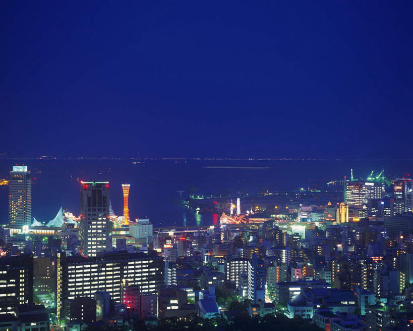 无人,横图,全景,俯视,航拍,室外,夜晚,旅游,度假,海浪,海洋,天际线,标志建筑,地标,建筑,路灯,照明,日本,亚洲,许多,浪花,灯光,娱乐,建设,灯,天空,海水,天,享受,休闲,旅游胜地,放松,照亮,照明设备,鸟瞰,海景,东亚,本州,本州岛,日本国,近畿地方,近畿,兵库,兵库县,神户,神户港,神户港口塔,神户市,神戸,县厅,神戸市,大海,风浪,海,海水的波动,近岸浪,涌浪,彩图,高角度拍摄