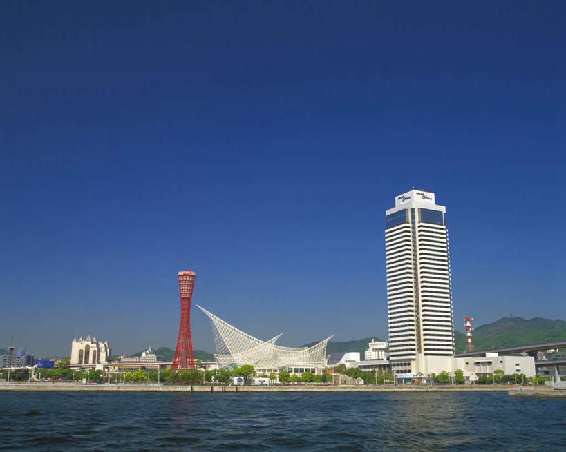 无人,博物馆,横图,室外,白天,正面,旅游,度假,海浪,海洋,标志建筑,道路,地标,建筑,日本,亚洲,研究,信息,浪花,灯塔,交通,教育,方向,娱乐,建设,蓝色,蓝天,天空,海水,天,享受,休闲,旅游胜地,放松,晴朗,引导,指引,展览,欣赏,陈列,海景,东亚,本州,万里无云,本州岛,日本国,近畿地方,近畿,兵库,兵库县,神户,神户港,神户港口塔,神户海洋博物馆,神户市,神戸,县厅,神戸市,航标,典藏,大海,风浪,海,海水的波动,近岸浪,涌浪,晴空,晴空万里,彩图,导航