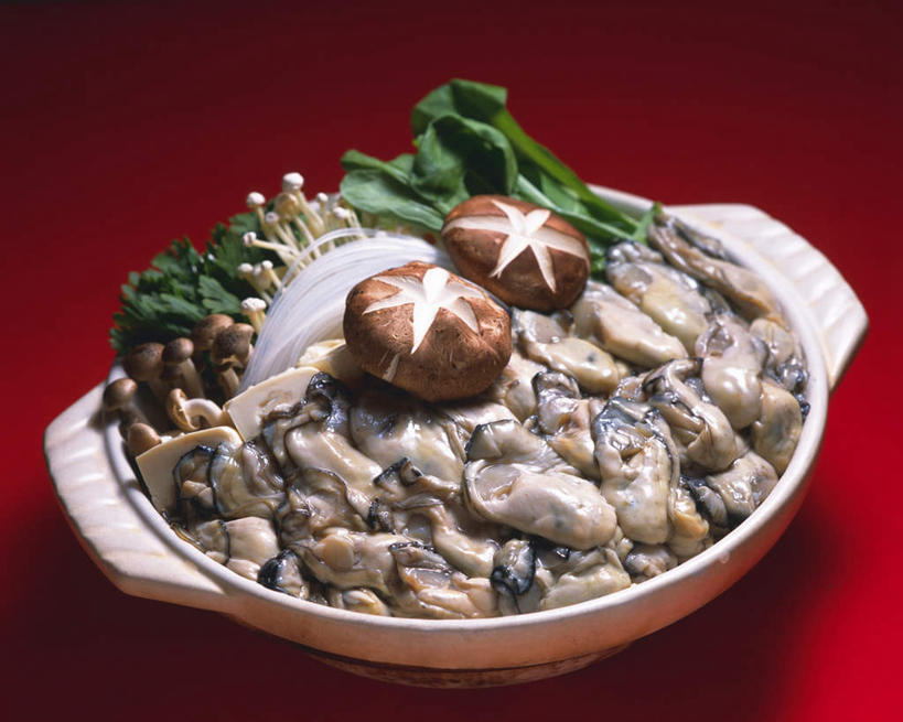 海鲜,无人,横图,俯视,室内,特写,白天,烹饪,餐桌,桌子,厨具,一堆,许多,堆叠,堆积,红色背景,朦胧,模糊,锅子,金针菇,菌菇,蘑菇,生菜,莴苣,莴笋,香菇,日本料理,料理,食品,牡蛎,菌类,水产,菜肴,美食,海洋生物,食物,容器,日式料理,日式,食用菌,摄影,佳肴,影棚,餐台,锅具,堆,一份,生蚝,水生动物,海产品,水生物,海底动物,烹饪用具,叶用莴笋,香笋,春菜,鹅仔菜,莴仔菜,千金菜,烹调用具,烹调,彩图,高角度拍摄,影棚拍摄,拍摄