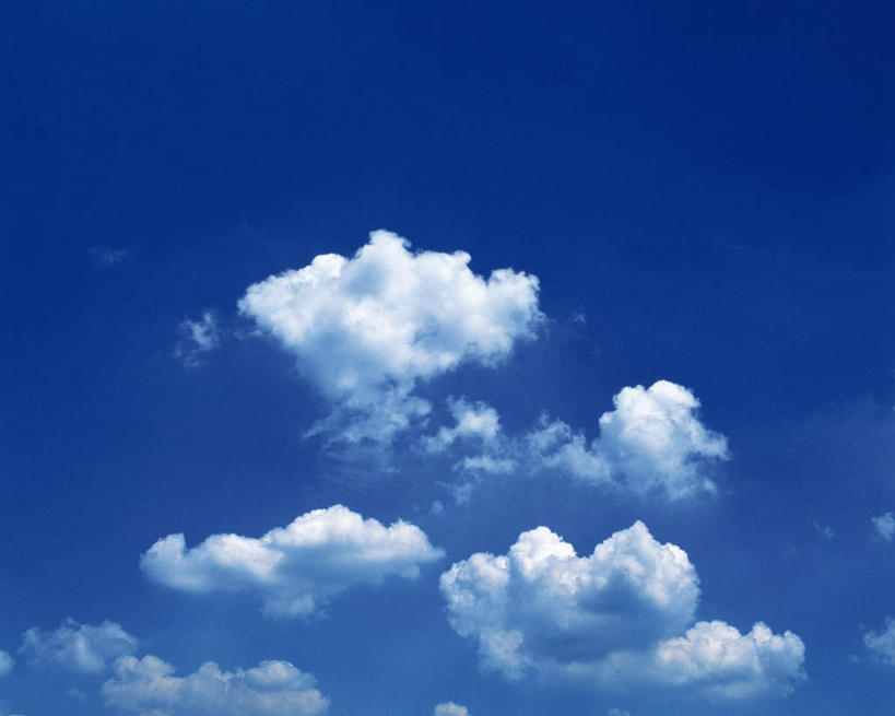 无人,横图,室外,特写,白天,仰视,阴影,光线,影子,云,云朵,云彩,蓝色,白云,蓝天,天空,阳光,天,遮,遮掩,晴朗,掩盖,遮挡,遮盖,掩饰,晴空,彩图,低角度拍摄