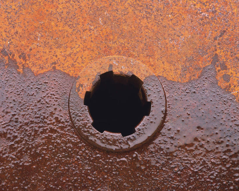 无人,横图,俯视,室外,特写,白天,静物,洞,孔,管道,肮脏,油腻,彩图,高角度拍摄