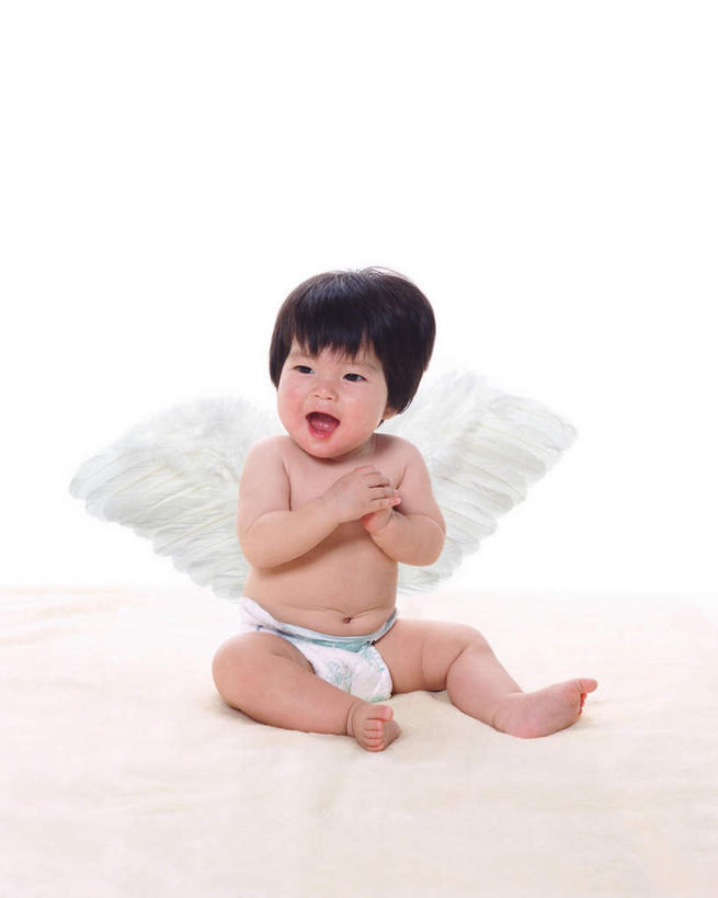 东方人,婴儿,儿童,头发,一个人,坐,笑,摸,双手交叉,微笑,露齿笑,竖图,室内,白天,白色背景,正面,纯洁,羽毛,亚洲,仅一个人,抚摸,柔软,翅膀,一对,黄种人,裸露,尿布,纸尿裤,尿不湿,小孩,白色,黑色,张嘴,可爱,摄影,活泼,影棚,赤裸,双手抱胸,神圣,纸尿布,宝宝,裸,洁白,张大嘴巴,纯真,烂漫,无邪,纸尿片,伶俐,天真,亚洲人,孩子,张开嘴,触摸,接触,坐着,彩图,全身,影棚拍摄,拍摄