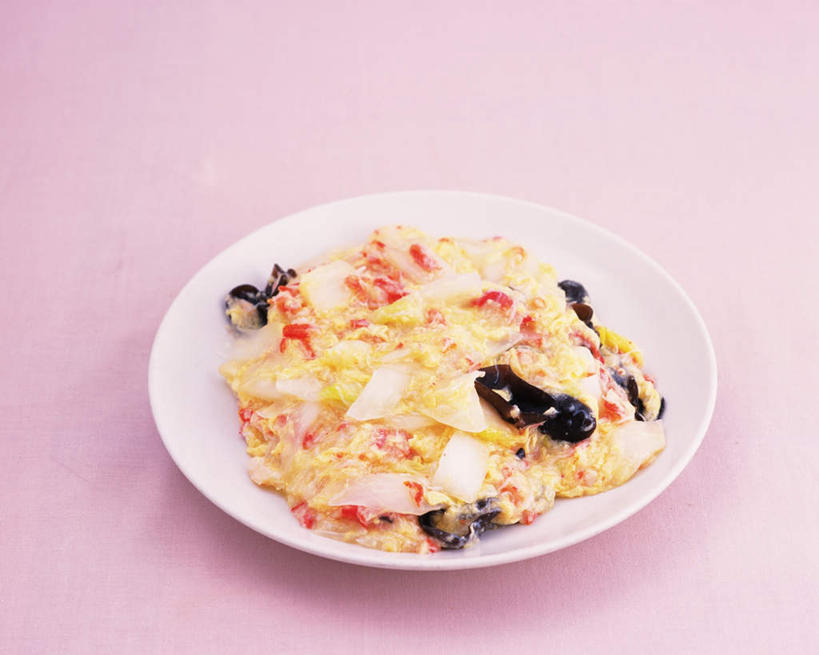 蟹,无人,横图,俯视,室内,特写,白天,烹饪,餐桌,桌子,餐具,阴影,粉色背景,光线,螃蟹,布料,碟子,盘,影子,竹笋,蛋,锅巴,鸡蛋,料理,食品,蟹肉,布纹,白菜,木耳,笋,菜肴,美食,桌布,一个,盘子,餐巾,碟,台布,中式,摄影,佳肴,影棚,单个,餐台,草鸡蛋,进餐用具,烹调用具,彩图,高角度拍摄,影棚拍摄,拍摄