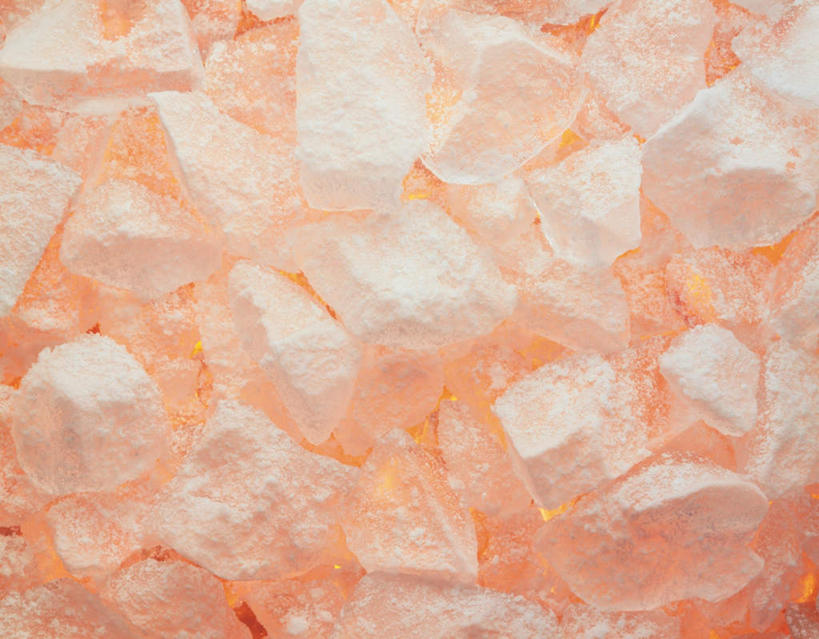 无人,横图,俯视,室内,特写,白天,石头,静物,一堆,许多,阴影,堆叠,堆积,重叠,反射,密集,粉末,石子,影子,冰,冰块,冷冻,粉色,白色,鹅卵石,粉,寒冷,摄影,影棚,冷藏,堆,冰冷,按摩石,粉状,粉剂,保鲜,石块,彩图,高角度拍摄,影棚拍摄,拍摄