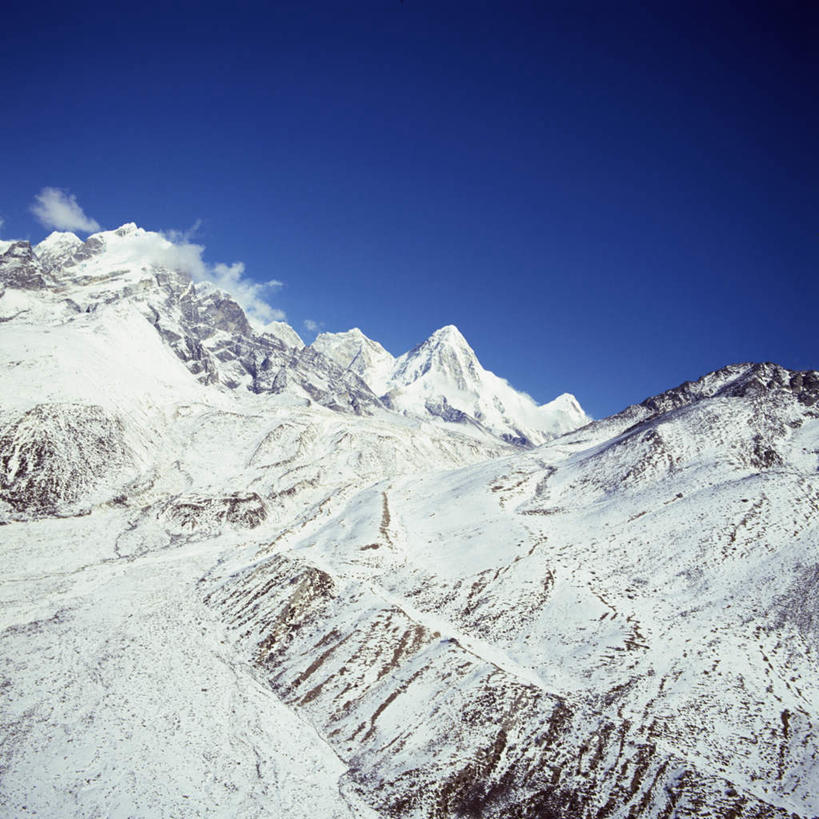 无人,方图,室外,白天,仰视,山,山脉,雪,雪山,大雪,亚洲,积雪,山峰,雪景,冬季,冬天,山峦,蓝色,白色,蓝天,天空,群山,天,寒冷,晴朗,万里无云,喜马拉雅山脉,喜马拉雅山,严寒,喜马拉雅,晴空,晴空万里,彩图,低角度拍摄