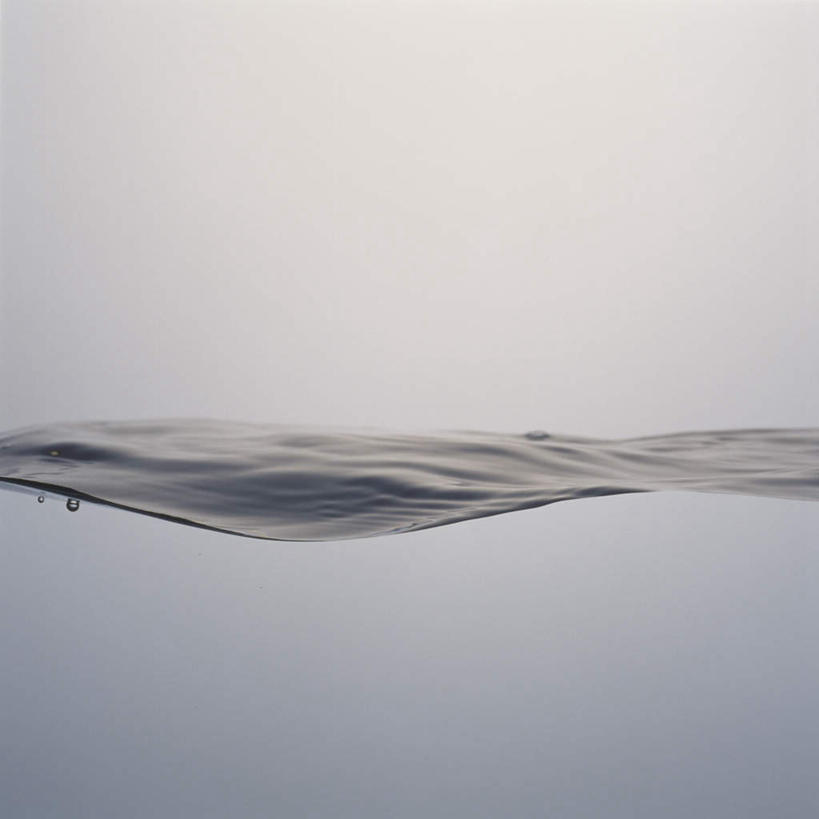 无人,方图,室内,特写,白天,白色背景,正面,水,阴影,波纹,反射,液体,影子,水滴,水面,表面,水纹,波浪,摄影,影棚,彩图,影棚拍摄,拍摄