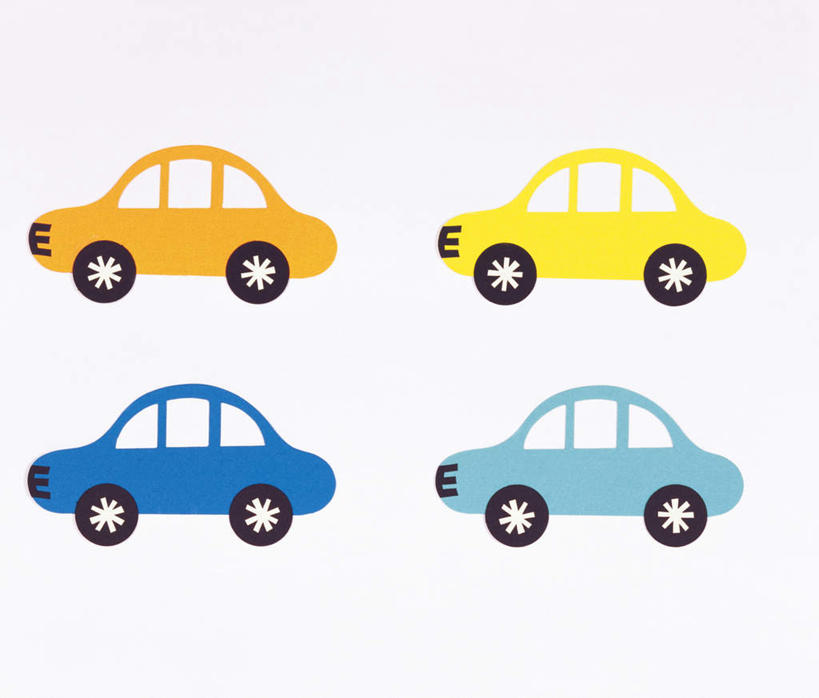 无人,横图,室内,白天,白色背景,正面,数码,科技,汽车,一排,阴影,整齐,网络,高光,几何,计算机图形,合成,车,排列,黄色,蓝色,模型,交通工具,轿车,电脑合成图,数码合成图,队列,四辆,写实,具体,具象,彩图