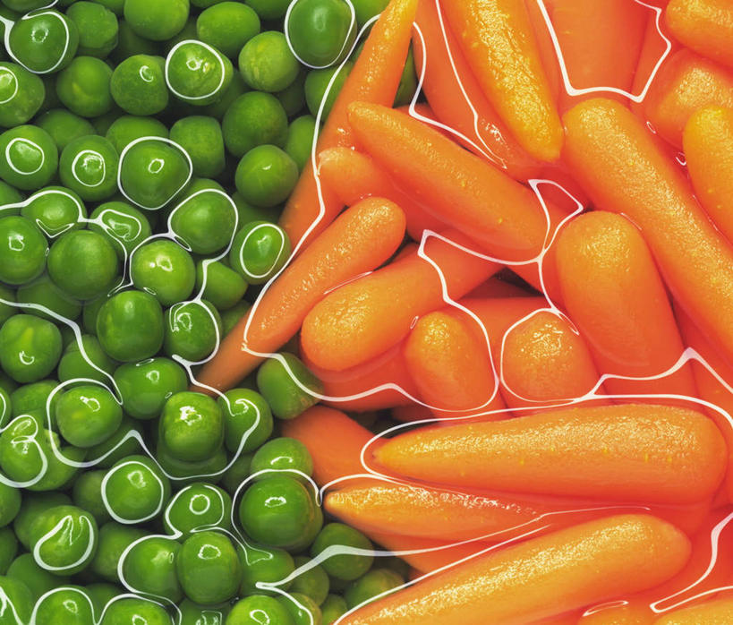 无人,横图,俯视,室内,白天,水,植物,萝卜,胡萝卜,蔬菜,一堆,许多,浸泡,堆积,新鲜,液体,水滴,豆类,豆子,豌豆,食品,荷兰豆,食物,有机食品,绿色食品,堆,雪豆,豆科,寒豆,毕豆,麻累,国豆,小寒豆,麦豌豆,红萝卜,甘荀,彩图,高角度拍摄