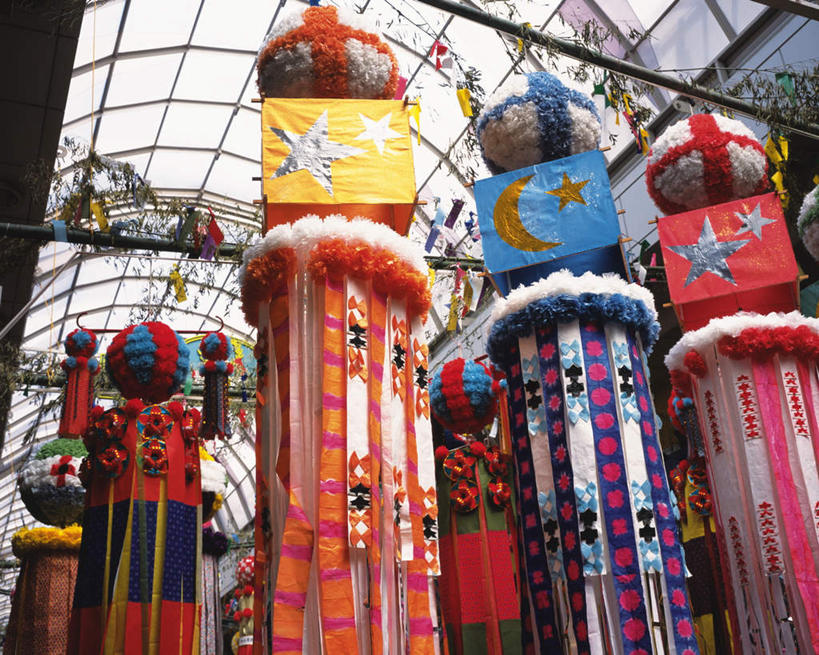 无人,横图,室外,特写,白天,仰视,旅游,度假,天花板,静物,仙台,日本,亚洲,悬挂,日本文化,装饰,圆形,图案,月亮,星星,月光,娱乐,球,黄色,红色,蓝色,享受,休闲,球体,星形,橙色,放松,华丽,修饰,明亮,点缀,五角形,东亚,本州,七夕节,本州岛,日本国,宫城,仙台市,宫城县,东北地方,衬托,美观,雅致,雅观,县厅,皎洁,五角星,彩图,低角度拍摄,传统文化