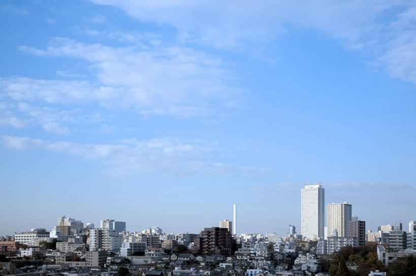 无人,高楼大厦,横图,全景,室外,白天,正面,度假,美景,天际线,城市风光,城市,大厦,建筑,摩天大楼,东京,日本,亚洲,景观,云,云朵,云彩,娱乐,建设,蓝色,白云,蓝天,天空,天,享受,休闲,景色,放松,晴朗,东亚,本州,关东地方,本州岛,日本国,东京都,晴空,彩图,大楼,高层建筑,高楼,摩天楼