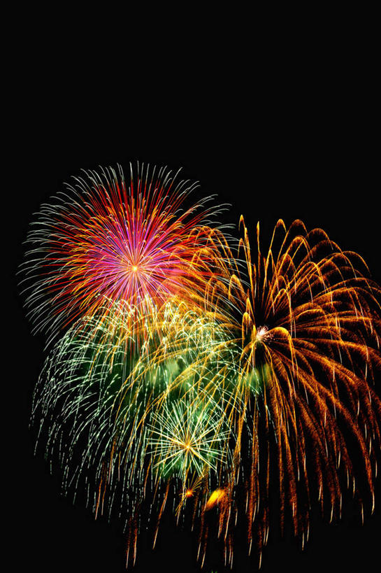 无人,竖图,室外,特写,夜晚,仰视,旅游,度假,烟火,朦胧,模糊,庆祝,美丽,娱乐,黑色,天空,焰火,天,享受,休闲,闪耀,放松,庆贺,闪烁,祝贺,礼花,花炮,礼花炮,绚烂,闪动,闪灼,烟花,彩图,低角度拍摄