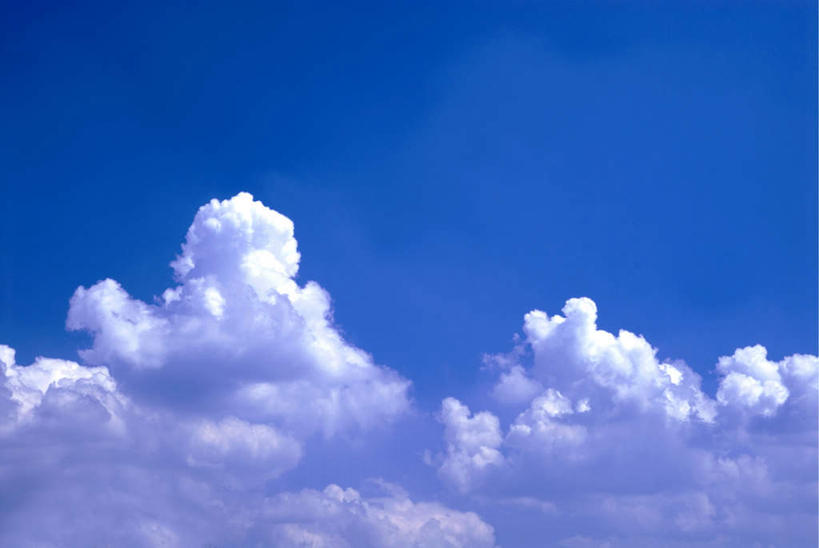 无人,横图,室外,白天,仰视,旅游,度假,美景,阴影,朦胧,模糊,光线,影子,景观,云,云朵,云彩,娱乐,蓝色,白云,蓝天,天空,阳光,自然,天,享受,休闲,景色,放松,晴朗,自然风光,晴空,彩图,低角度拍摄