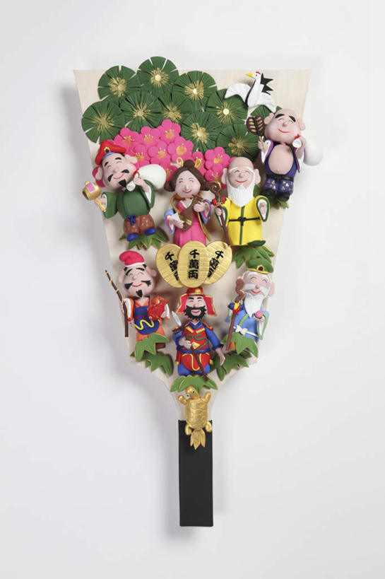 无人,竖图,俯视,室内,特写,白天,白色背景,锻炼,运动,丹顶鹤,节日,朦胧,模糊,神话,鹤,板羽球,文化,运动器械,祈祷,健康,健身器械,许愿,摄影,宗教,信仰,影棚,纪念,祈求,毽子,吉祥,高雅,健身器材,长寿,羽子板,毽球,花毽,鸡毛毽,打手毽,毽子板球,鴜鷜,七福神,忠贞,弁财天,布袋和尚,大黑天,福禄寿,惠比须,毗沙门天,寿老人,平安,体育,仙鹤,彩图,高角度拍摄,影棚拍摄,健身,拍摄,运动器材