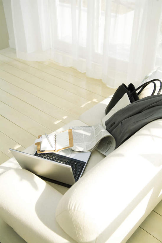 无人,家,竖图,俯视,室内,特写,白天,别墅,窗帘,家具,沙发,装修,建筑,静物,欧式,装饰,房屋,屋子,公寓,豪华,建设,现代,装潢,洋房,楼房,住宅,室内装潢,明亮,舒适,家居装潢,房屋设计,地中海风格,古典风格,简约风格,室内设计,宽敞,样板房装潢,设计,彩图,高角度拍摄,房子,皮沙发