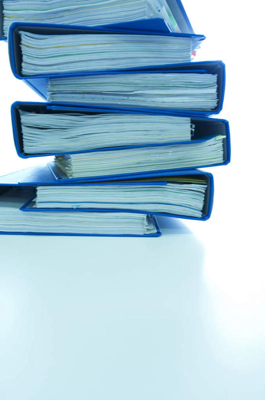 无人,竖图,俯视,室内,特写,白天,桌子,静物,一堆,许多,堆叠,堆积,材料,档案,文件,办公桌,蓝色,资料,摄影,影棚,堆,文档,彩图,高角度拍摄,影棚拍摄,拍摄