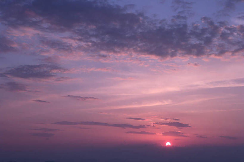 无人,横图,室外,白天,仰视,旅游,度假,日出,美景,太阳,日本,亚洲,景观,云,云朵,朝霞,晨曦,黎明,云彩,娱乐,蓝色,白云,蓝天,天空,阳光,自然,天,享受,休闲,景色,放松,自然风光,东亚,日本国,四国地方,四国,四国岛,香川,香川县,朝阳,彩图,低角度拍摄,破晓