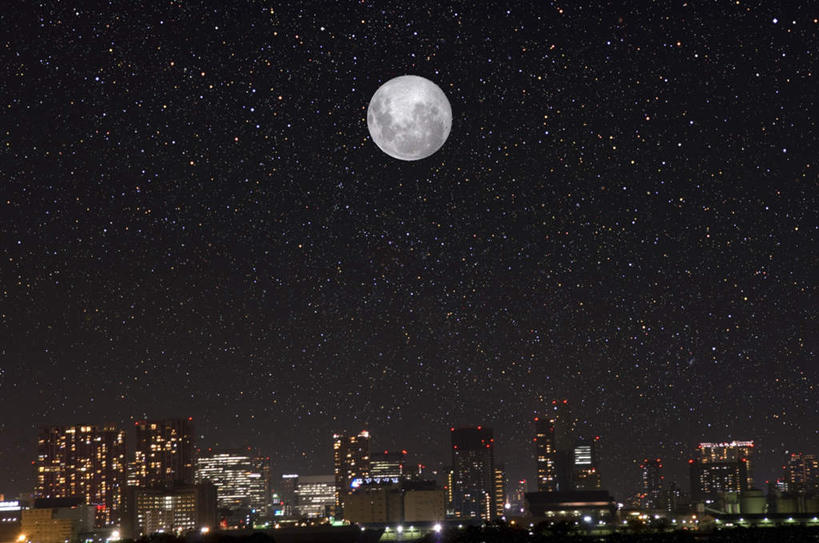 无人,高楼大厦,横图,室外,夜晚,仰视,旅游,度假,美景,天际线,大厦,道路,建筑,路,路灯,摩天大楼,公路,照明,东京,日本,亚洲,景观,月亮,灯光,交通,月光,娱乐,灯,白色,黑色,天空,自然,天,享受,休闲,球体,景色,放松,明亮,照亮,照明设备,自然风光,东亚,本州,关东地方,本州岛,日本国,东京都,皎洁,马路,彩图,低角度拍摄,大楼,高层建筑,高楼,摩天楼,一轮