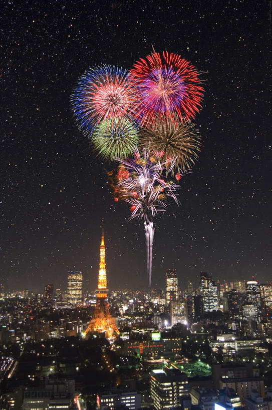 无人,高楼大厦,竖图,室外,夜晚,正面,旅游,度假,爆炸,河流,美景,水,大桥,大厦,道路,建筑,立交桥,路,摩天大楼,桥梁,烟火,公路,照明,东京,日本,亚洲,黑色背景,节日,庆祝,壁灯,河水,景观,水流,高架,斜拉桥,桥,灯光,交通,东京铁塔,文化,娱乐,灯,黑色,天空,自然,焰火,灯具,天,庆典,享受,休闲,闪耀,景色,放松,纪念,耀眼,东京塔,明亮,照亮,照明设备,自然风光,礼花,五彩缤纷,东亚,本州,关东地方,本州岛,日本国,东京都,花炮,礼花炮,日本电波塔,烟花,马路,彩图,大楼,高层建筑,高楼,摩天楼