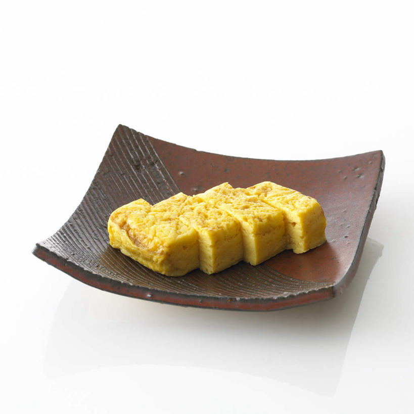 点心,无人,方图,俯视,室内,白天,白色背景,烹饪,桌面,餐具,切开,阴影,光线,碟子,盘,影子,蛋,鸡蛋,日本料理,料理,食品,甜点,甜品,菜肴,美食,食物,糕点,黄色,阳光,盘子,碟,日式料理,甜食,切,四个,日式,摄影,佳肴,影棚,剖面,切面,鸡蛋卷,卵,彩图,高角度拍摄,影棚拍摄,拍摄