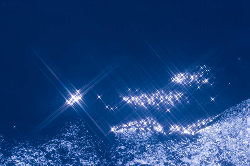 无人,横图,俯视,室外,白天,旅游,度假,海浪,海洋,美景,阴影,朦胧,模糊,反射,光线,影子,景观,浪花,娱乐,阳光,自然,海水,享受,休闲,闪耀,景色,放松,刺眼,耀眼,闪烁,自然风光,海景,闪动,闪灼,大海,风浪,海,海水的波动,近岸浪,涌浪,彩图,高角度拍摄,夺目