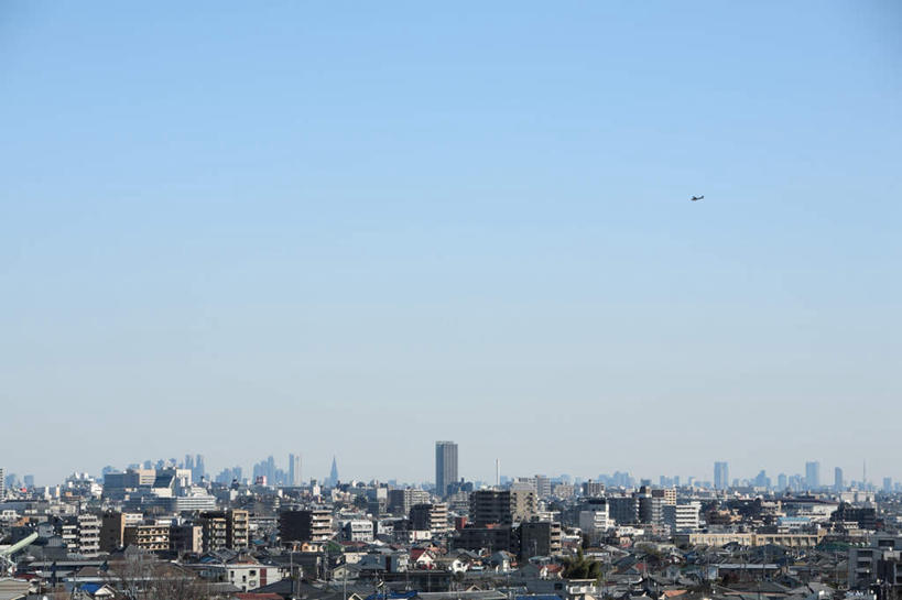 无人,高楼大厦,横图,俯视,航拍,室外,白天,度假,美景,城市风光,城市,大厦,飞机,建筑,摩天大楼,东京,日本,亚洲,景观,云,云朵,建筑群,云彩,娱乐,航空,建设,蓝色,白云,蓝天,天空,交通工具,天,享受,休闲,景色,放松,晴朗,直升机,直升飞机,鸟瞰,载具,东亚,本州,关东地方,本州岛,日本国,东京都,晴空,彩图,高角度拍摄,大楼,高层建筑,高楼,摩天楼