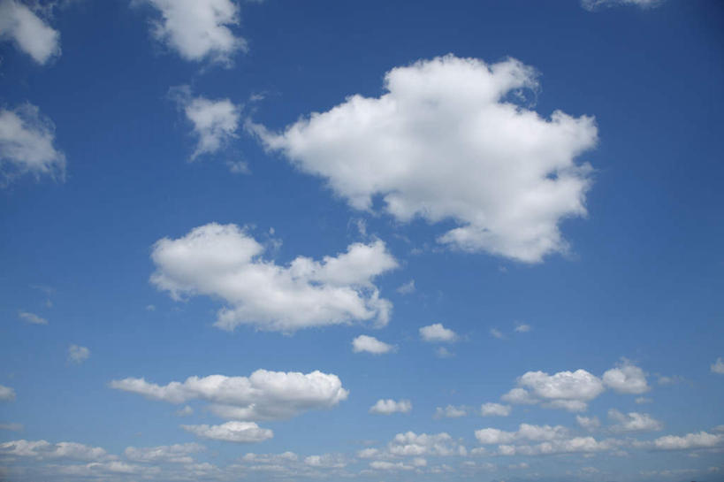 无人,横图,室外,白天,仰视,旅游,度假,美景,阴影,光线,影子,景观,云,云朵,云彩,娱乐,蓝色,白云,蓝天,天空,阳光,自然,天,享受,休闲,景色,放松,晴朗,自然风光,晴空,彩图,低角度拍摄