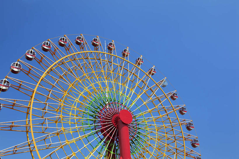 无人,游乐园,横图,室外,白天,仰视,旅游,度假,美景,游乐场,椅子,日本,亚洲,许多,阴影,围绕,光线,影子,景观,摩天轮,娱乐,排列,蓝色,蓝天,天空,阳光,自然,天,享受,休闲,景色,放松,游乐设施,晴朗,队列,自然风光,东亚,本州,万里无云,费里斯大转轮,本州岛,日本国,近畿地方,近畿,兵库,兵库县,乐园,晴空,晴空万里,彩图,低角度拍摄