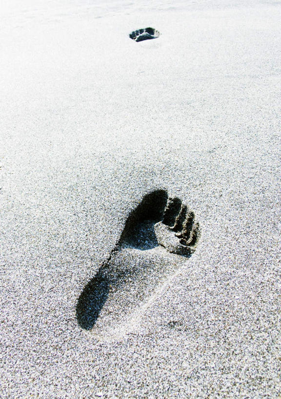 无人,竖图,俯视,室外,白天,旅游,度假,美景,沙滩,神奈川,日本,亚洲,脚印,阴影,光线,沙子,影子,海岸,景观,沙地,神奈川县,娱乐,两个,阳光,自然,享受,休闲,景色,放松,自然风光,东亚,镰仓,本州,关东地方,本州岛,日本国,海滩,彩图,高角度拍摄