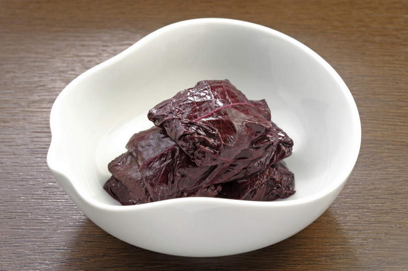 点心,无人,横图,俯视,室内,特写,白天,餐桌,餐具,一堆,许多,阴影,堆叠,堆积,反射,影子,料理,食品,甜点,甜品,食物,腌制,糕点,一个,碗,甜食,日式,单个,餐台,堆,腌制食品,进餐用具,烹调用具,彩图,高角度拍摄