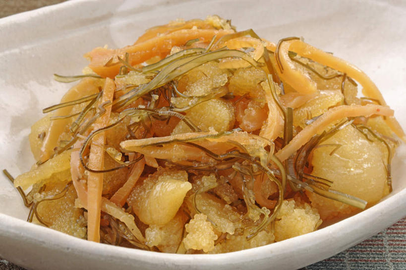 无人,横图,俯视,室内,特写,白天,烹饪,餐桌,桌面,桌子,黄瓜,餐具,一堆,许多,堆叠,堆积,碟子,盘,日本料理,料理,食品,菜肴,美食,食物,腌制,盘子,碟,日式料理,日式,摄影,佳肴,影棚,餐台,堆,腌渍,腌制食品,松前渍,青瓜,胡瓜,彩图,高角度拍摄,影棚拍摄,拍摄