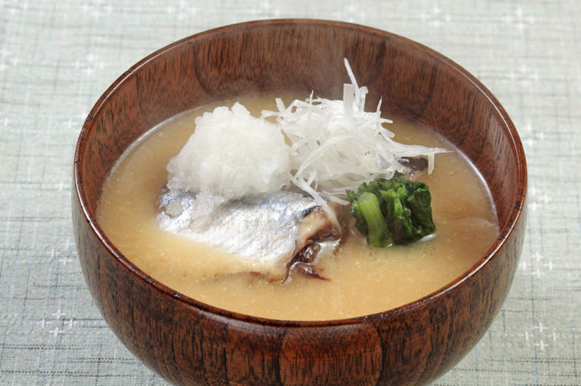 无人,横图,俯视,室内,特写,白天,烹饪,餐桌,桌面,桌子,菠菜,餐具,秋刀鱼,调料,日本料理,味增,料理,食品,调味品,调味料,菜肴,美食,食物,碗,日式料理,日式,摄影,佳肴,影棚,竹刀鱼,餐台,刀鱼,日式大豆酱,味噌,进餐用具,烹调用具,鹦鹉菜,鼠根菜,角菜,红嘴绿鹦哥,赤根菜,菠薐菜,波斯草,彩图,高角度拍摄,影棚拍摄,拍摄