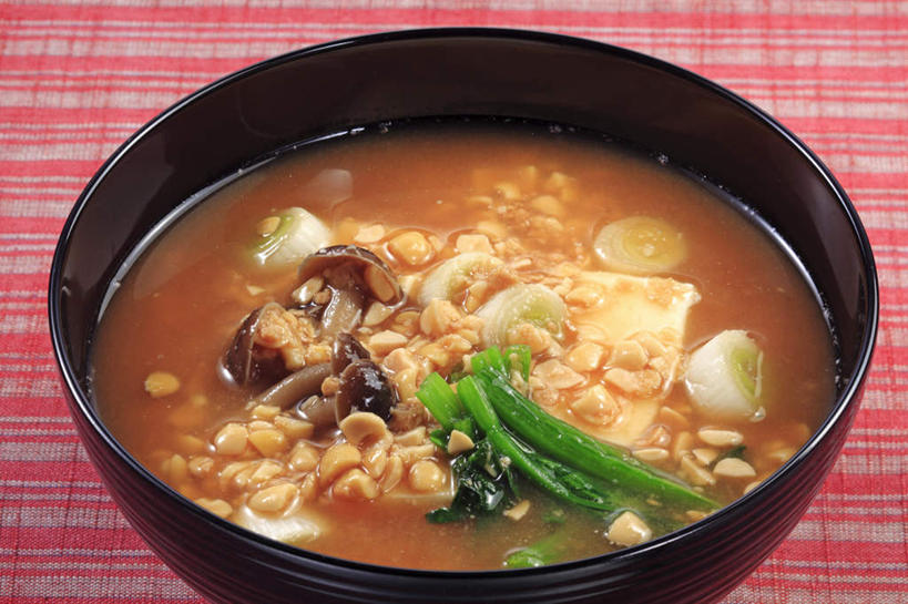 豆腐,无人,横图,俯视,室内,特写,白天,烹饪,餐桌,桌面,桌子,大豆,蔬菜,餐具,条纹,新鲜,布料,调料,汤,日本料理,味增,料理,食品,调味品,调味料,布纹,菜肴,美食,饮食,桌布,食物,一个,餐巾,台布,碗,日式料理,健康,日式,摄影,佳肴,有机食品,绿色食品,影棚,单个,餐台,纳豆,豆制品,发酵,日式大豆酱,味噌,酱豆,进餐用具,烹调用具,彩图,高角度拍摄,影棚拍摄,拍摄