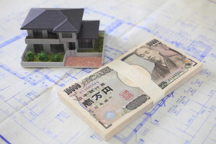 无人,横图,俯视,室内,特写,白天,钱,桌子,静物,一堆,许多,堆叠,堆积,朦胧,模糊,立体,空间,钱币,图纸,办公桌,设计图,日币,一个,模型,规划,钞票,金融,纸币,经济,单个,堆,工程图,草图,蓝图,流通,纸钞,贸易,直观,建筑模型,建筑设计,货币,现金,设计,彩图,高角度拍摄