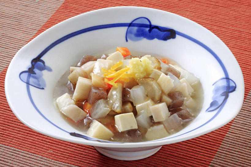 无人,横图,俯视,室内,特写,白天,烹饪,餐桌,桌子,萝卜,胡萝卜,白萝卜,蔬菜,一堆,许多,阴影,堆叠,堆积,新鲜,反射,影子,陶瓷,日本料理,料理,食品,陶瓷制品,很多,菜肴,美食,食物,一个,容器,碗,日式料理,日式,摄影,佳肴,有机食品,绿色食品,影棚,单个,餐台,储藏,堆,储存,黄萝卜,番萝卜,莱菔,红萝卜,甘荀,彩图,高角度拍摄,影棚拍摄,拍摄,丁香萝卜,胡芦菔金,金笋,贮存