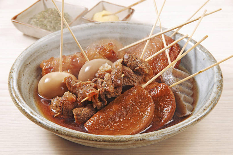 无人,横图,俯视,室内,特写,白天,烹饪,雾,餐桌,桌子,蔬菜,阴影,沸腾,朦胧,模糊,新鲜,反射,蒸汽,影子,陶瓷,肉,鱼肉,日本料理,料理,食品,陶瓷制品,水蒸气,雾气,火锅,菜肴,美食,肉类,竹签,食物,容器,碗,日式料理,日式,摄影,佳肴,有机食品,绿色食品,影棚,餐台,储藏,气体,储存,肉食,取食签,蒸发,鱼饼,日式火锅,暖锅,彩图,高角度拍摄,影棚拍摄,拍摄,贮存