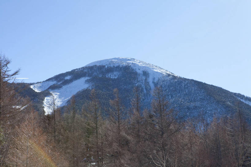 无人,公园,横图,室外,白天,正面,旅游,度假,石头,美景,森林,山,树林,雪,雪山,植物,大雪,长野县,日本,亚洲,阴影,光线,石子,影子,冰,积雪,景观,山顶,山峰,雪景,冬季,冬天,山峦,娱乐,树,树木,蓝色,绿色,蓝天,天空,阳光,自然,天,享受,休闲,景色,放松,寒冷,生长,晴朗,成长,冰冷,自然风光,东亚,沉积岩,本州,万里无云,本州岛,日本国,中部地方,山梨,山梨县,长野,严寒,冰凉,酷寒,凛冽,凛凛,极冷,颠峰,极峰,水成岩,蓼科山,石块,岩石,晴空,晴空万里,彩图,国定公园,诹访富士,八岳中信高原国定公园