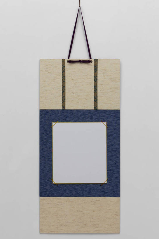 无人,竖图,室内,特写,白天,正面,购物,消费,静物,袋子,相框,阴影,灰色背景,反射,包装袋,手提袋,影子,购物袋,一个,金融,摄影,影棚,单个,购买,贸易,彩图,影棚拍摄,拍摄